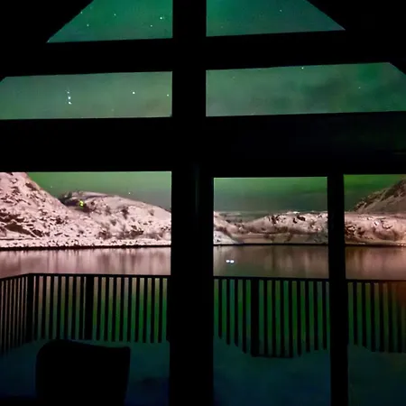 Skårvågen Oceanfront Bo (Nordland)